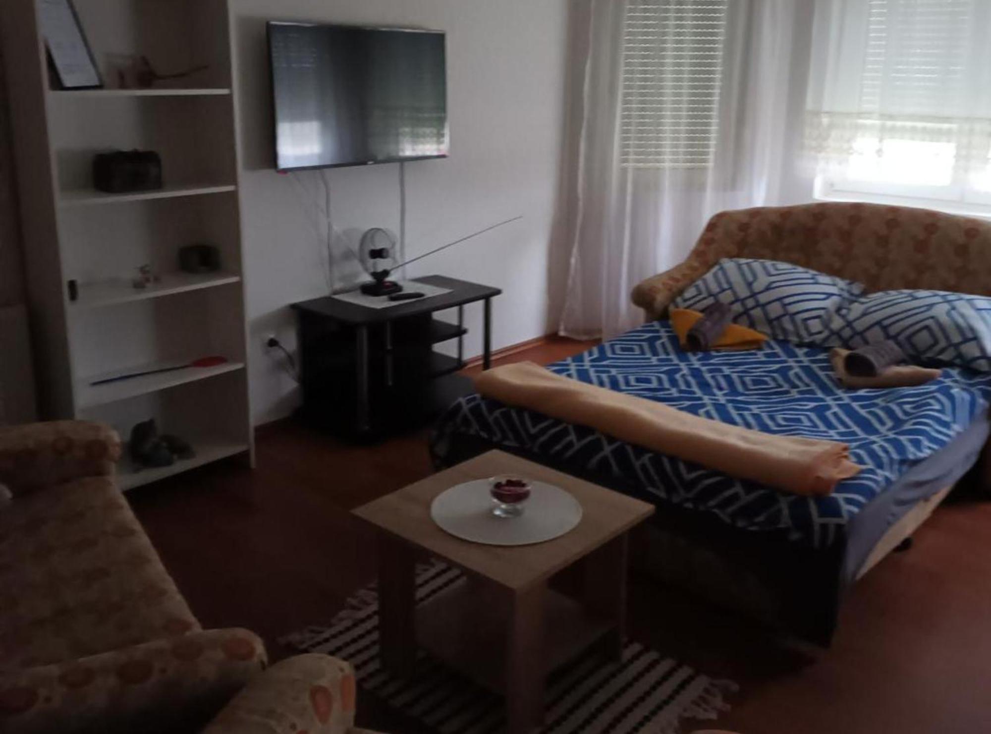 Apartmani Tea I Toni Gradiste 외부 사진